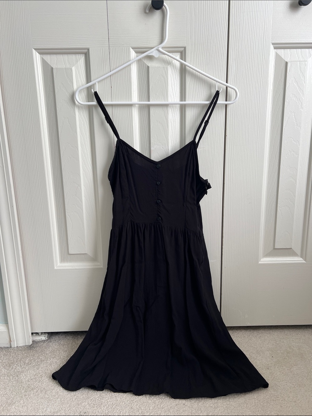 Divided Dress - Picture 2 of 6